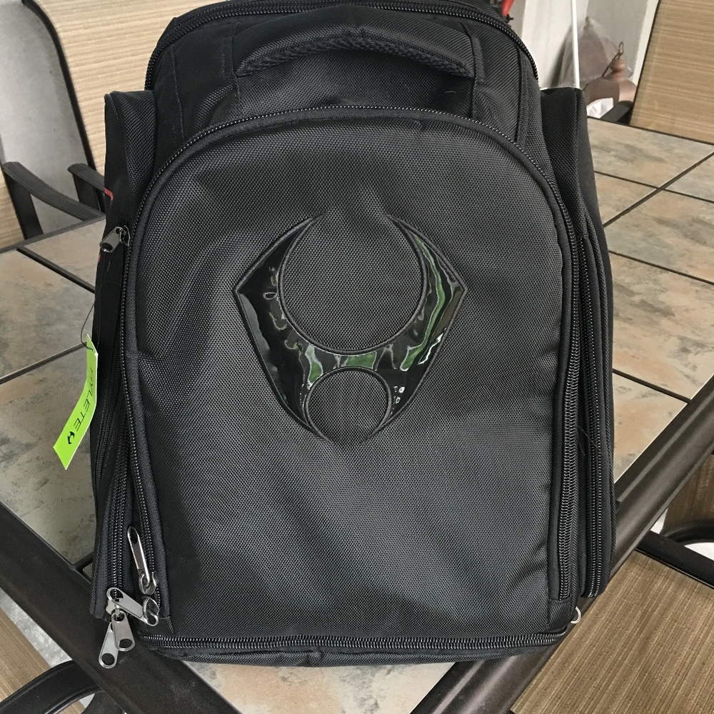 Hylete Icon xl Expandable backpack